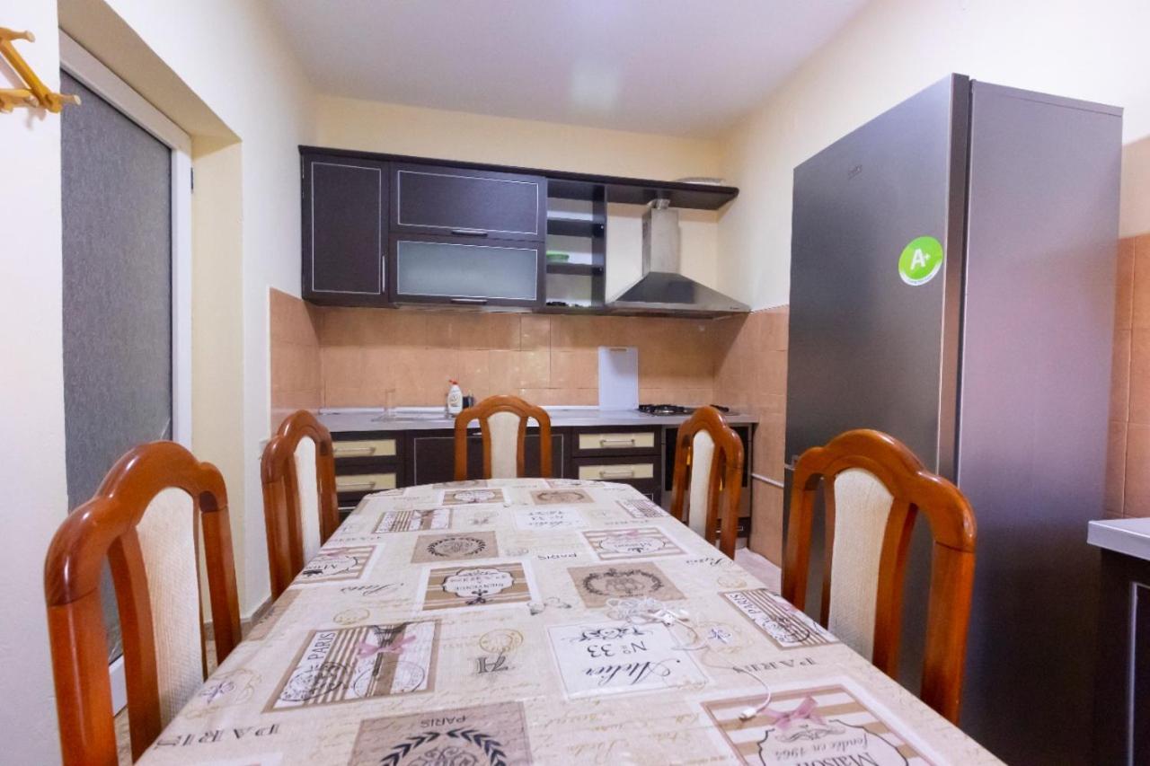 Relax Hostel Tirana Exterior photo